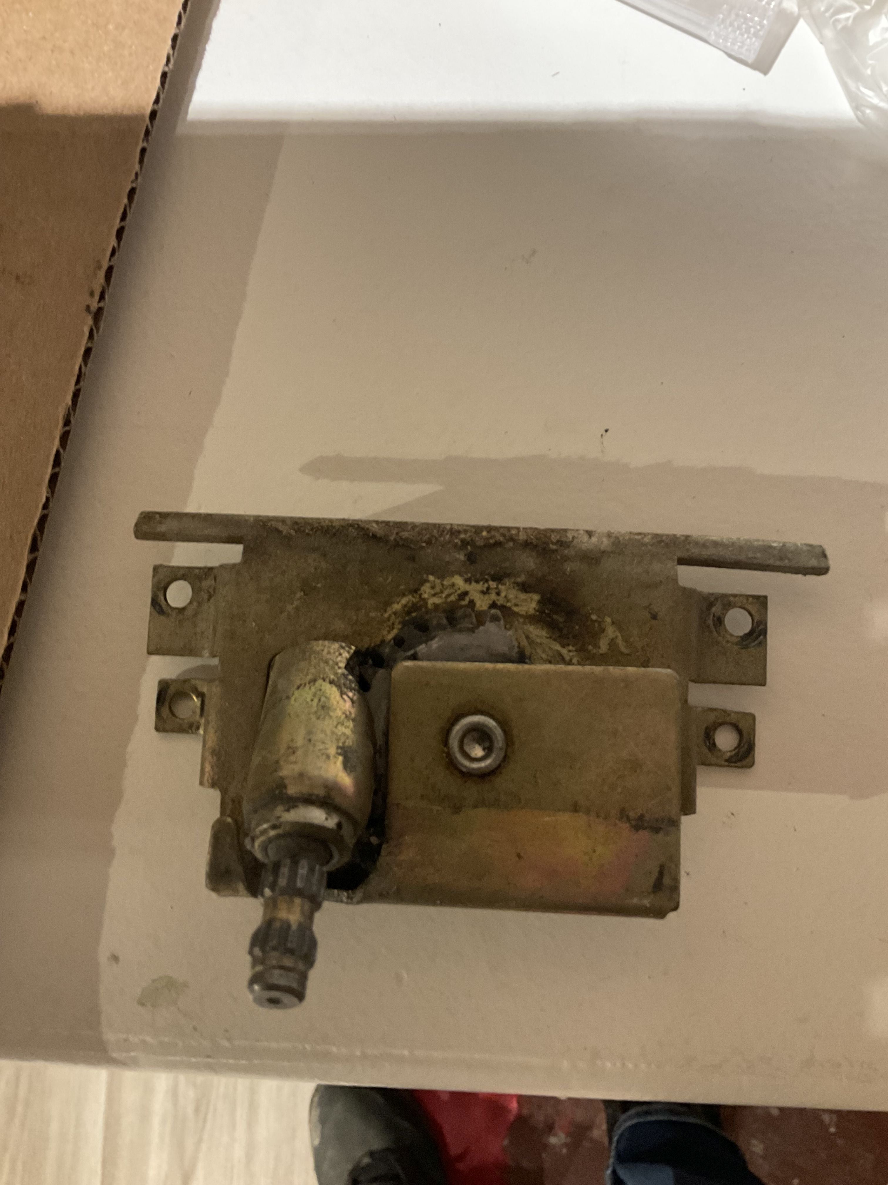 Pella Window Operator Question
