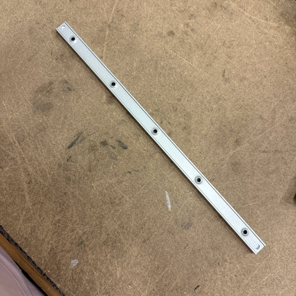 S1154 - Interlock Assa/Abloy Surface Mount Track with shoe