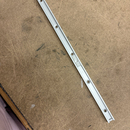 S1154 - Interlock Assa/Abloy Surface Mount Track with shoe