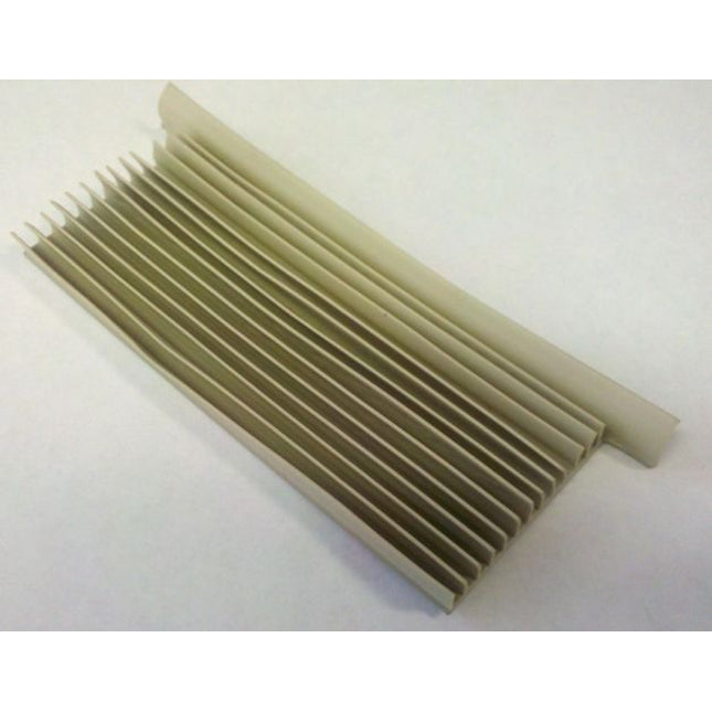 824 - Finned Corner Seal