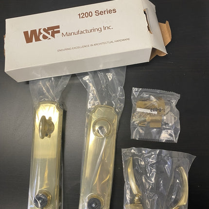 W&F 1200 Series Handle Set 5 1/2 Inch Center to Center Bore Handle Set - AS ISW&F 1200 Series Handle Set 5 1/2 Inch Center to Center Bore Handle Set - AS IS Stamped on back: Patented Number: PAT # 4,671,089 P/N1200-74